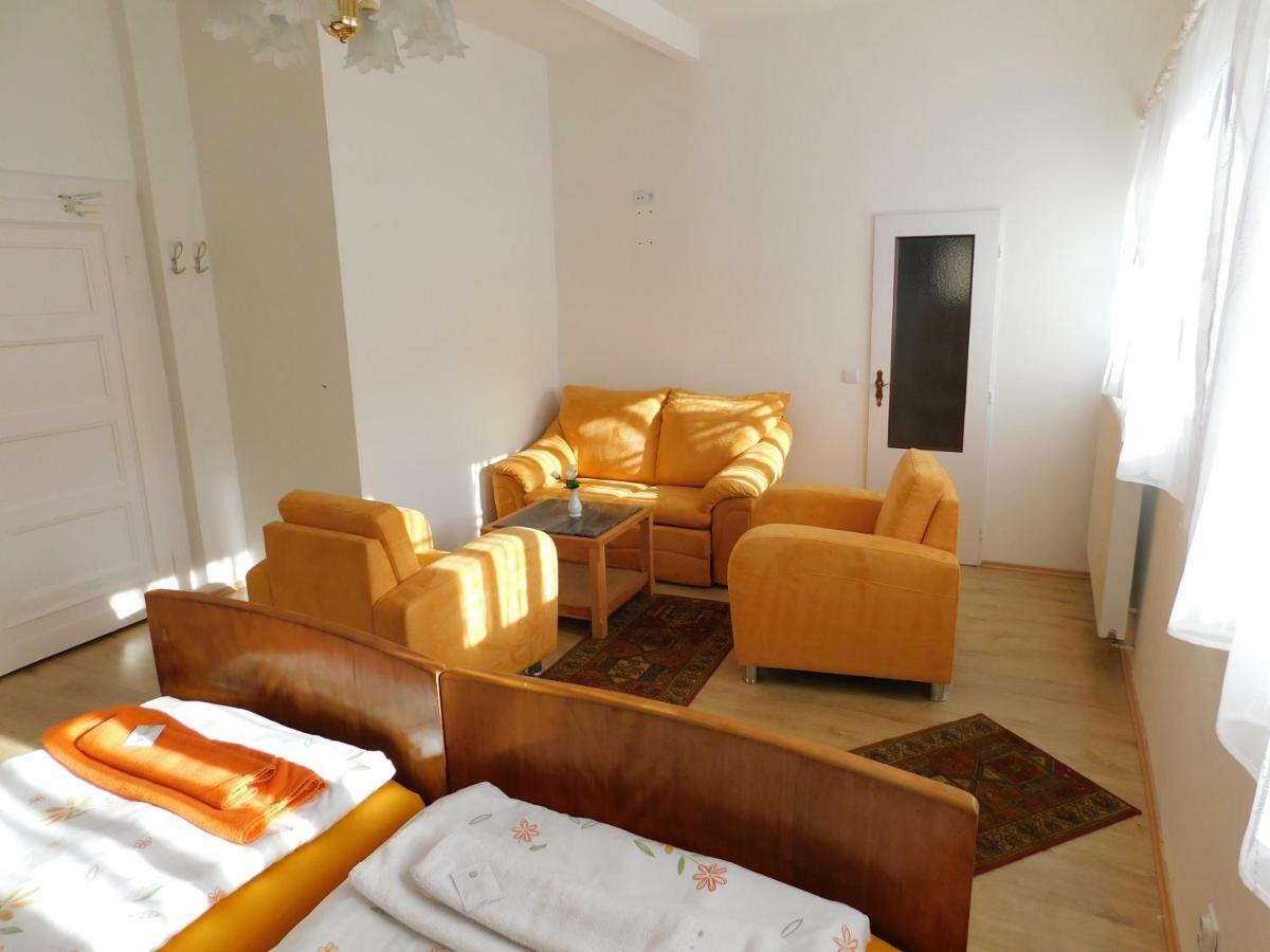 Vila Arnau Hostinne  Exterior photo